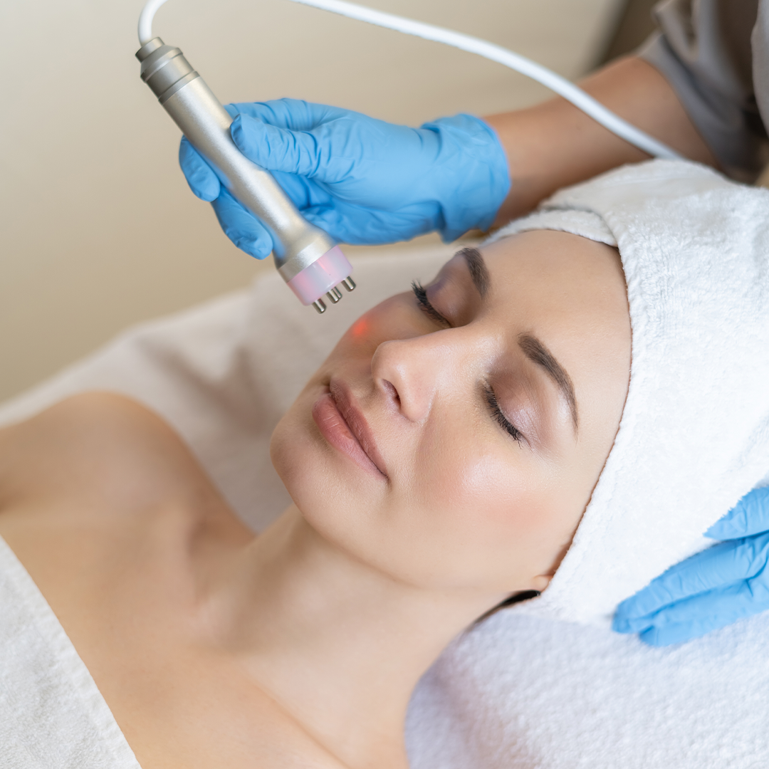 Deep cleansing with diamond abrasion and broadband light